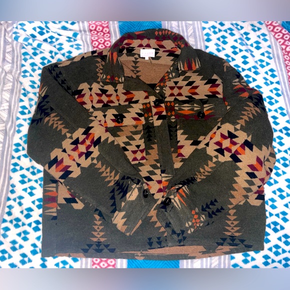 entro Jackets & Blazers - Aztec western print thick shacket jacket